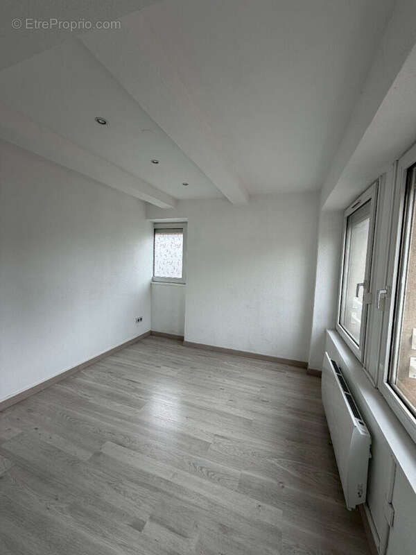 Appartement à POMPEY