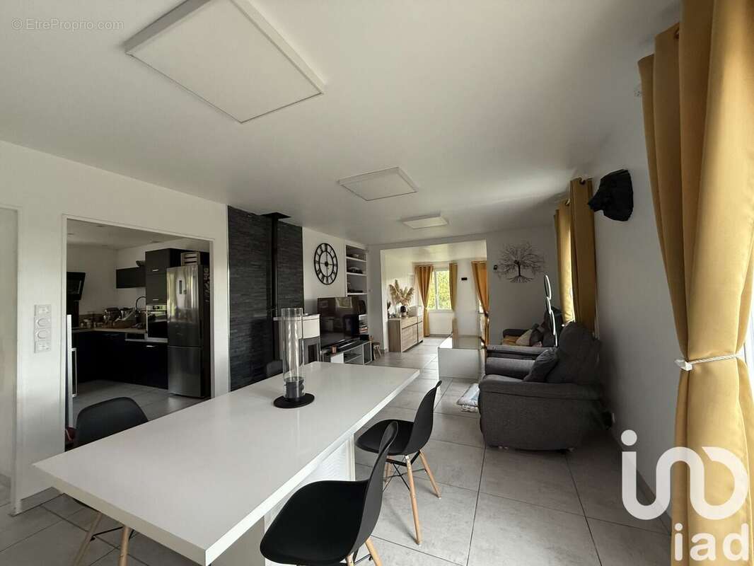 Photo 3 - Maison à CAMBREMER