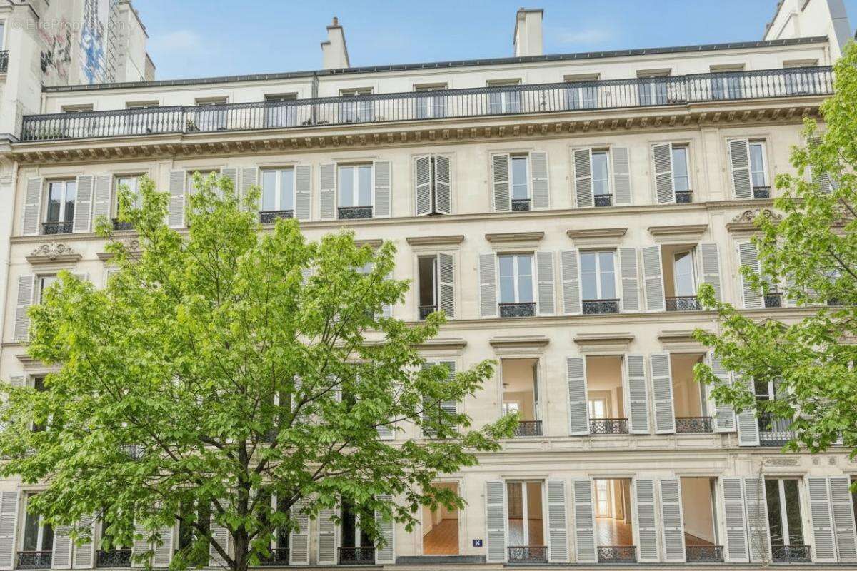 Appartement à PARIS-3E