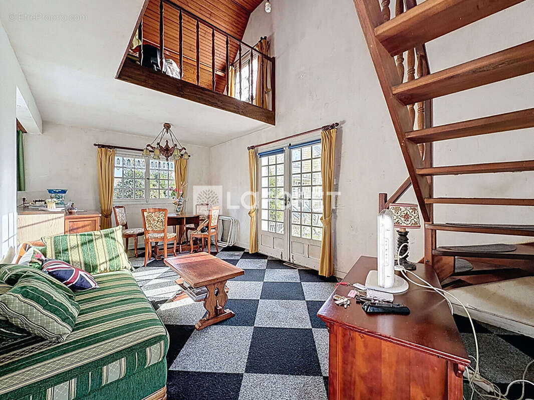 Maison à OUISTREHAM