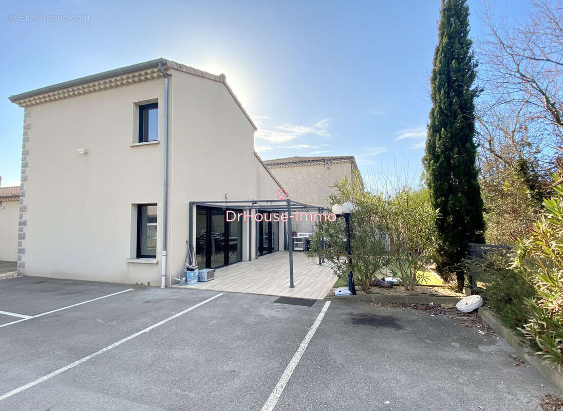 Commerce à LAVILLEDIEU