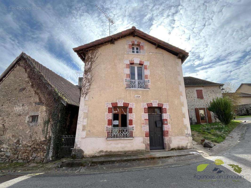 Maison à ROZIERS-SAINT-GEORGES