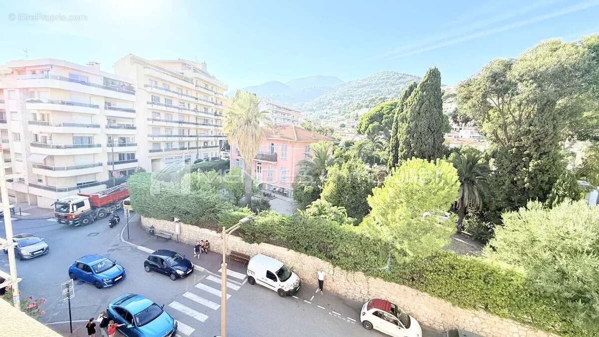 Appartement à ROQUEBRUNE-CAP-MARTIN