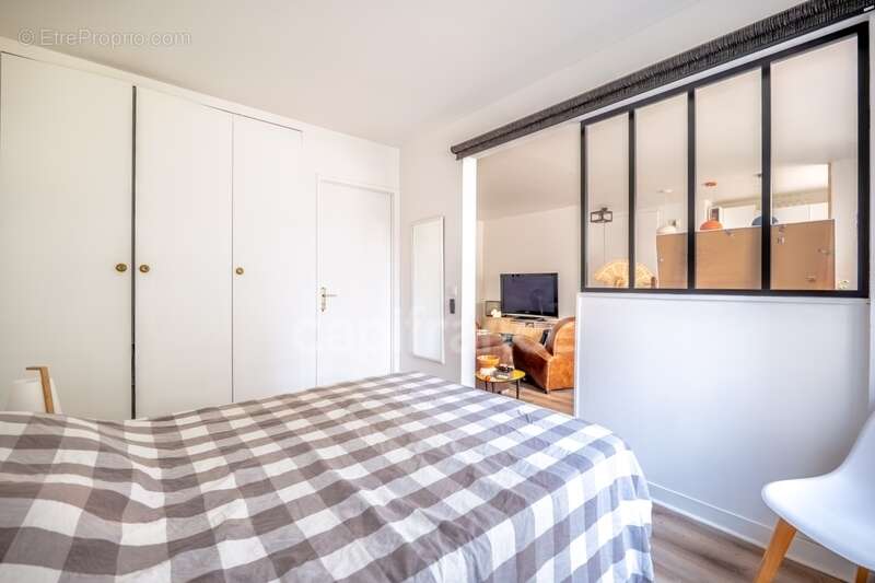 Appartement à vendre 2 pièces PARIS 20EME ARRONDISSEMENT (75) avec balcon de 6 m2 - photo 12