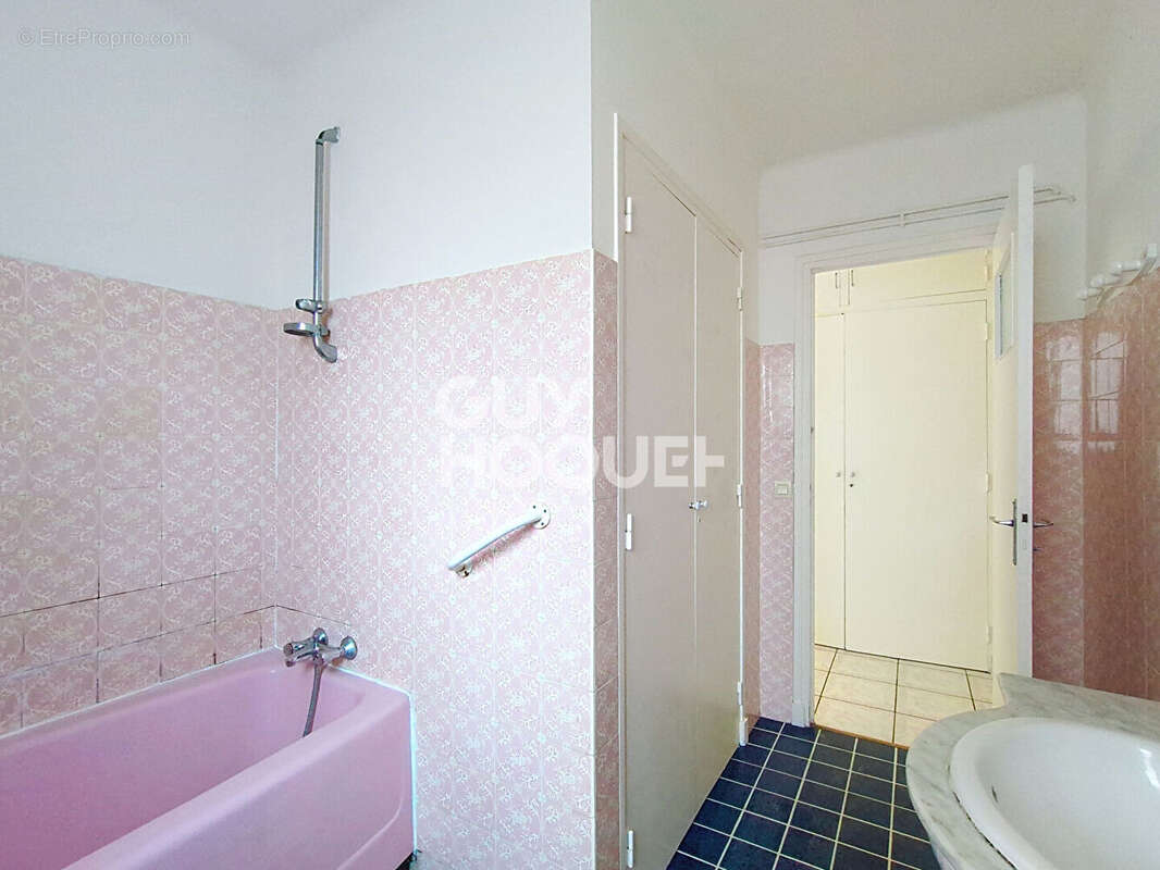 A vendre appartement T5 Saint Martin à BREST - photo 8
