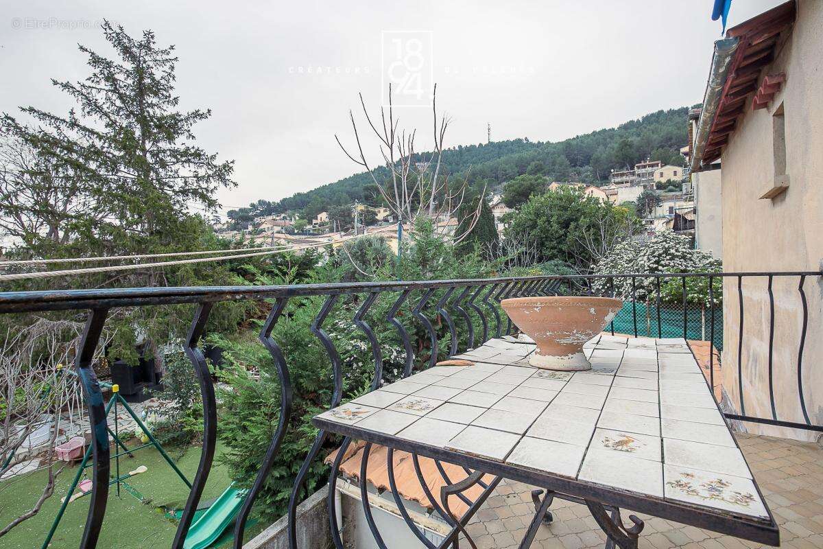 Maison à MARSEILLE-11E