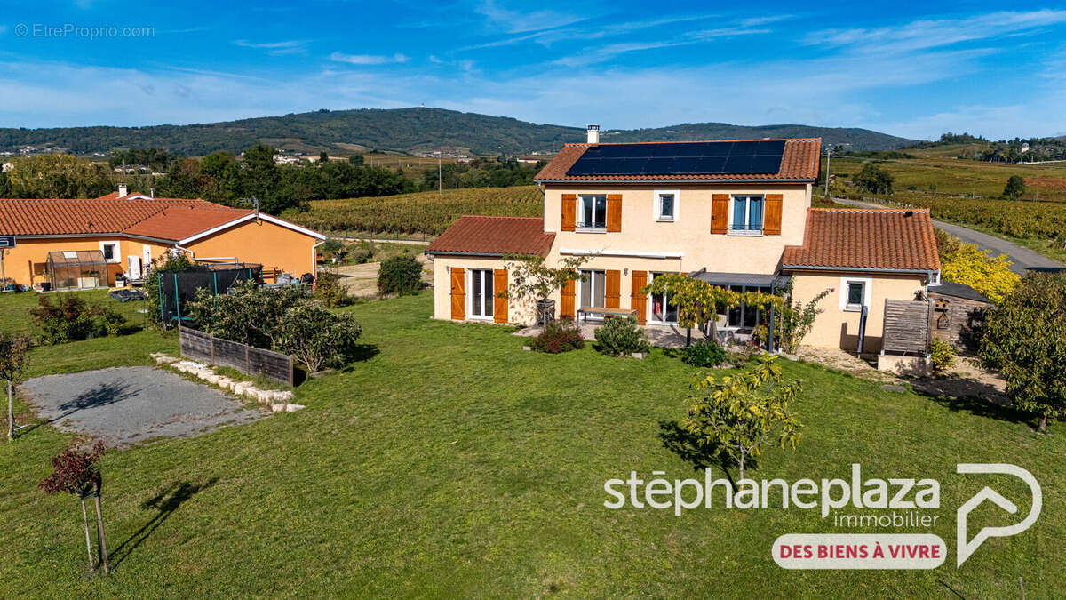 Maison à BELLEVILLE