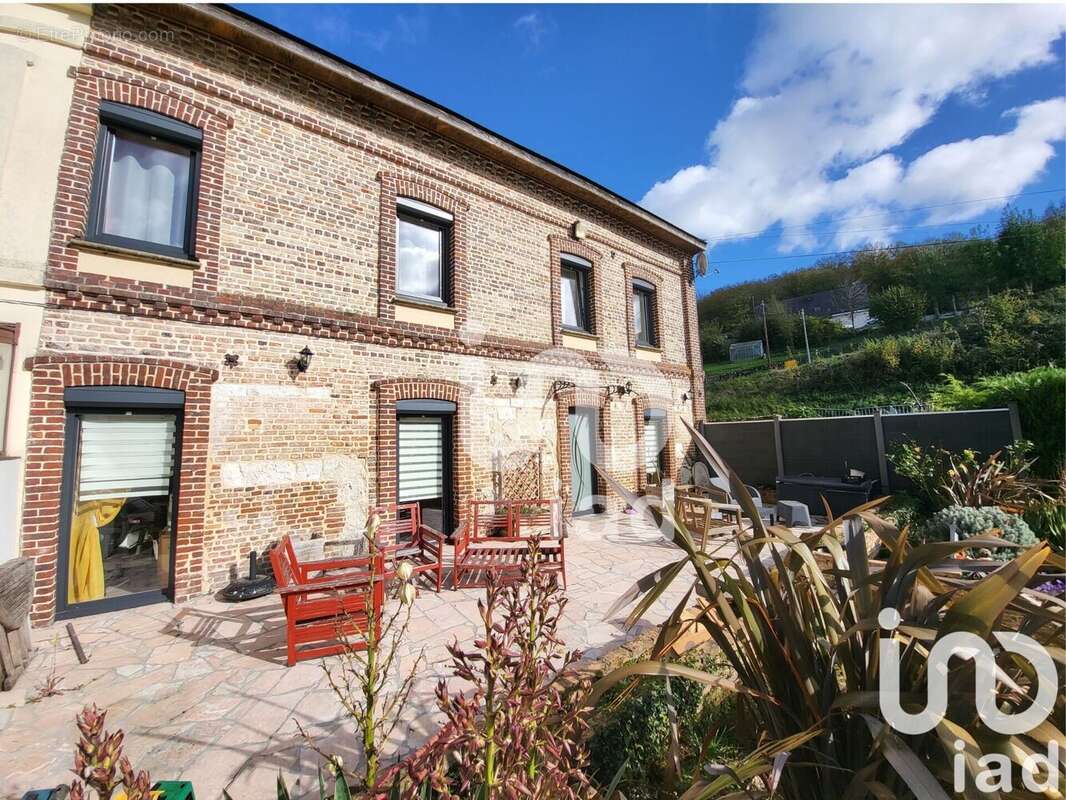 Photo 2 - Maison à SAINT-PIERRE-DE-VARENGEVILLE