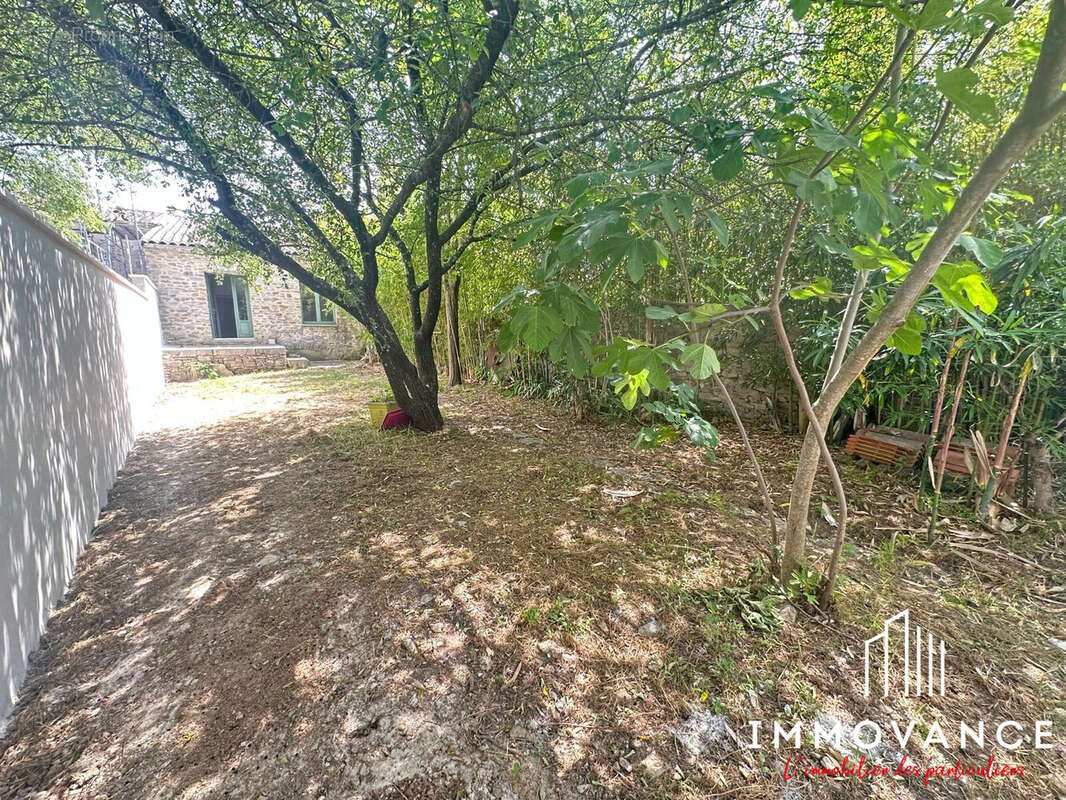 Maison à SAINT-MATHIEU-DE-TREVIERS