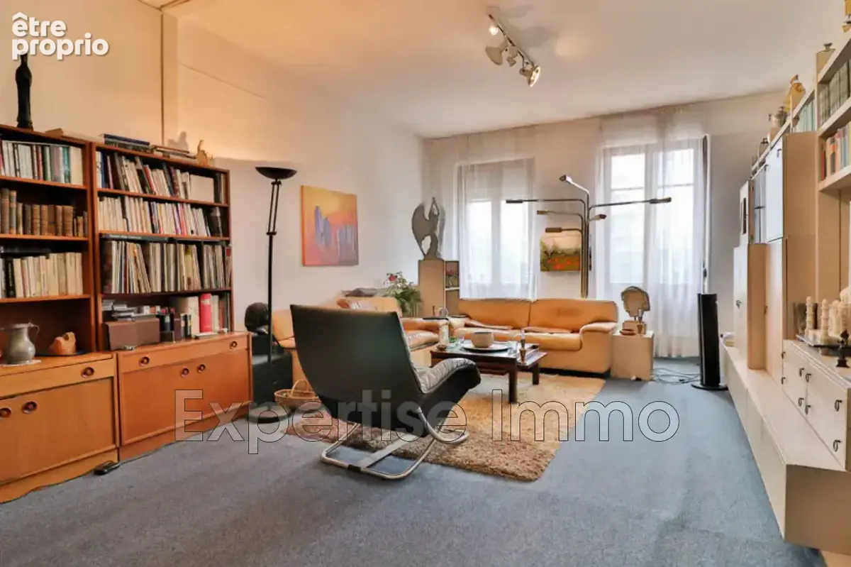 Appartement 5 pièces 127 m² à vendre à Colmar (68000) - photo 2