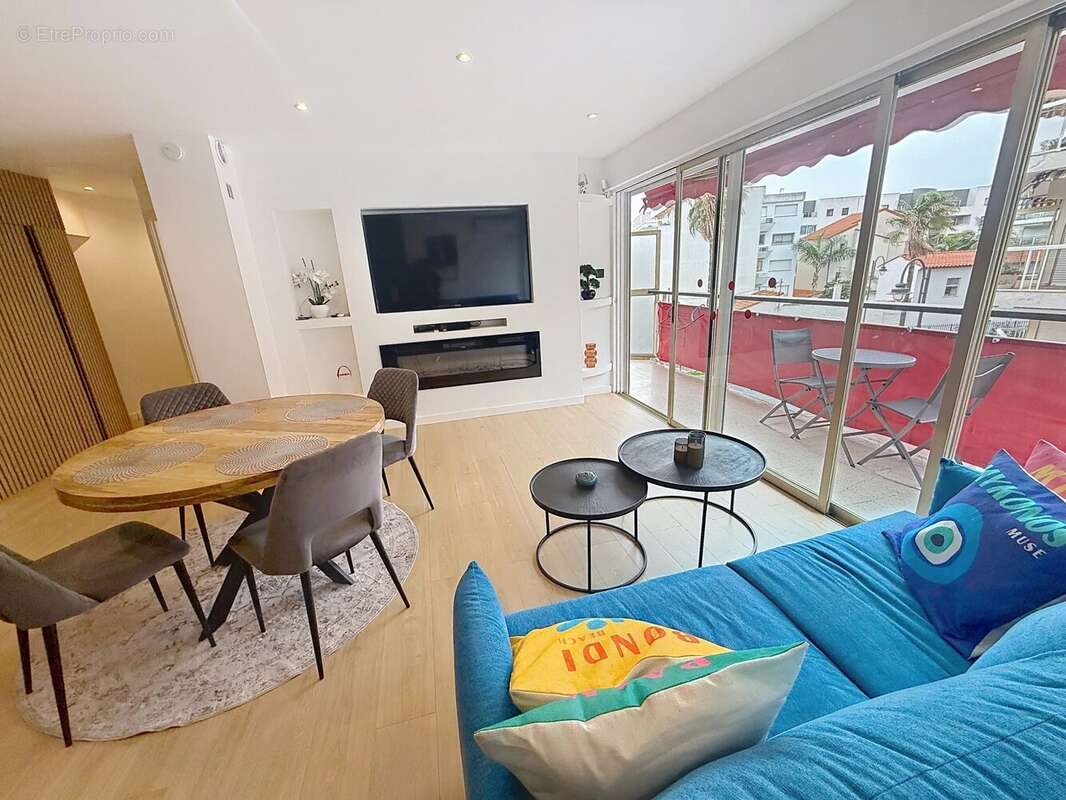 Appartement à CANNES