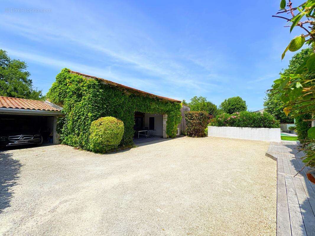 Maison à SAINT-XANDRE