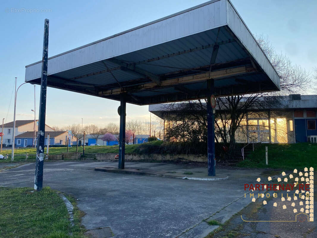 Terrain à CHATILLON-SUR-THOUET