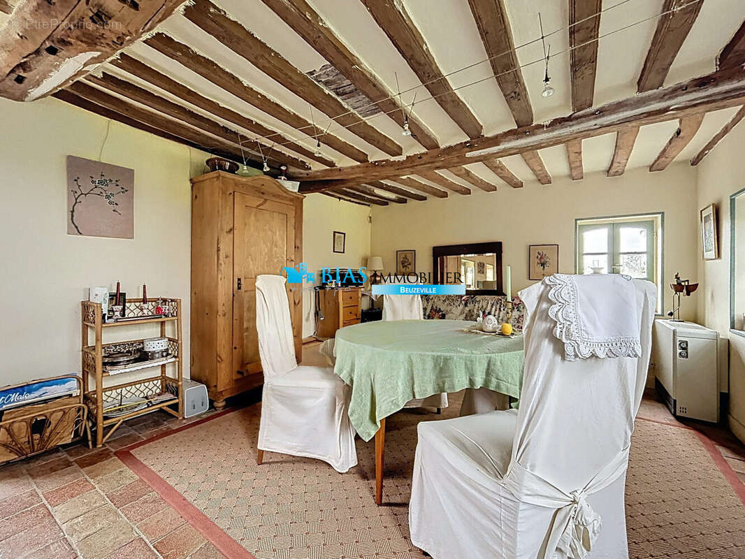 Maison à CONTEVILLE