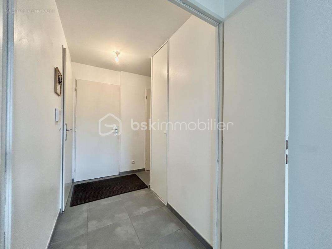 Appartement à COGNIN