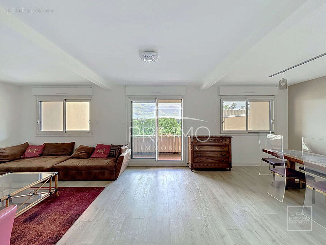Appartement à LYON-9E