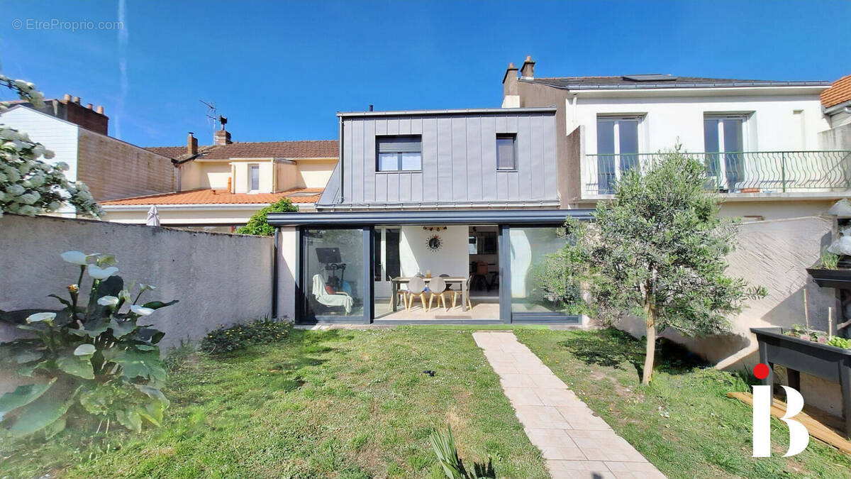 Maison à NANTES