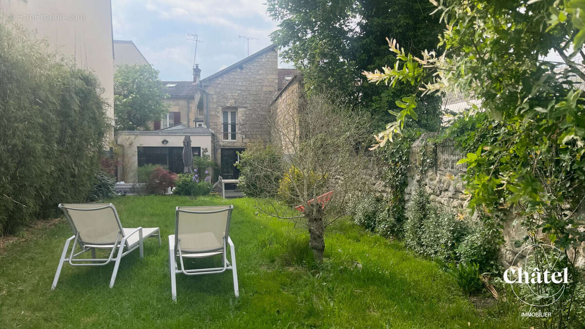 Maison à LAMORLAYE