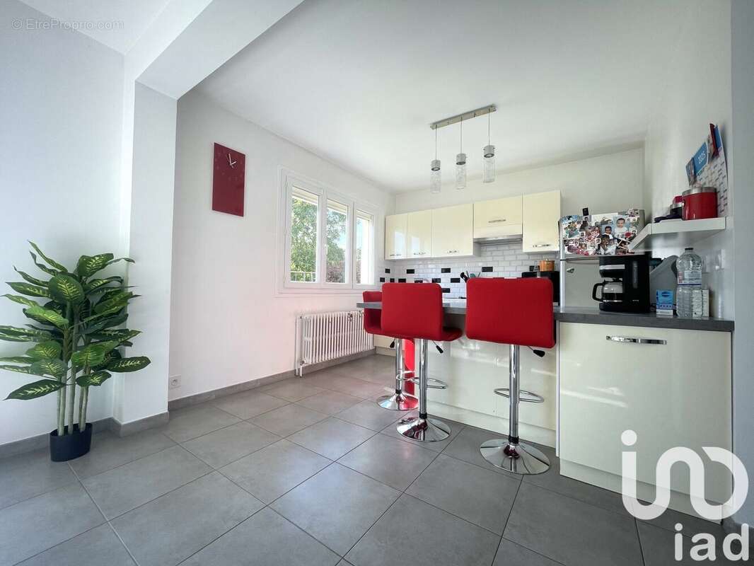 Photo 4 - Maison à HOUDAN