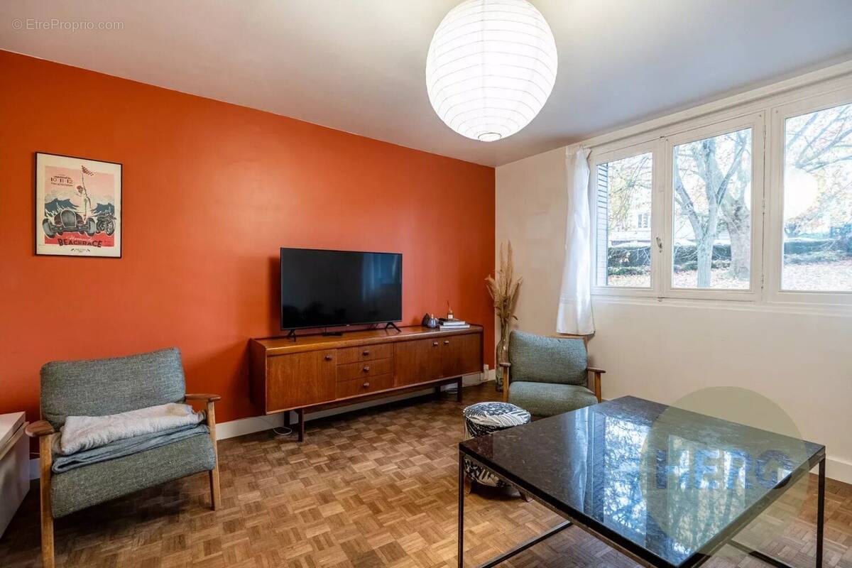 Appartement à SAINT-CYR-L&#039;ECOLE