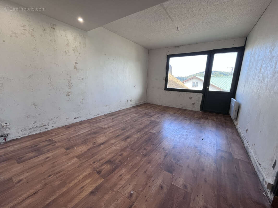 Appartement - 32,74 m2 - F2 - photo 5