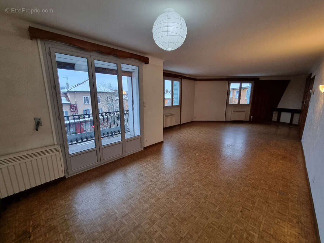 Appartement à PONT-D'AIN
