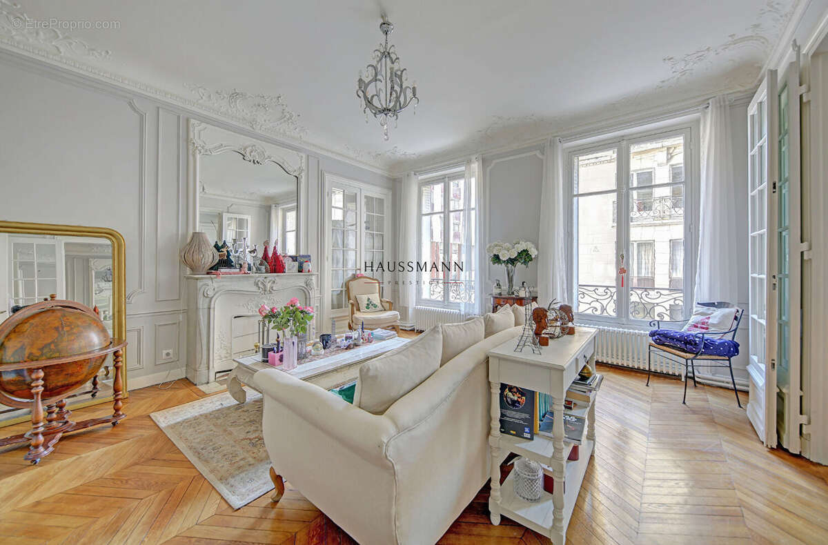 Appartement Paris VII Eme - photo 4