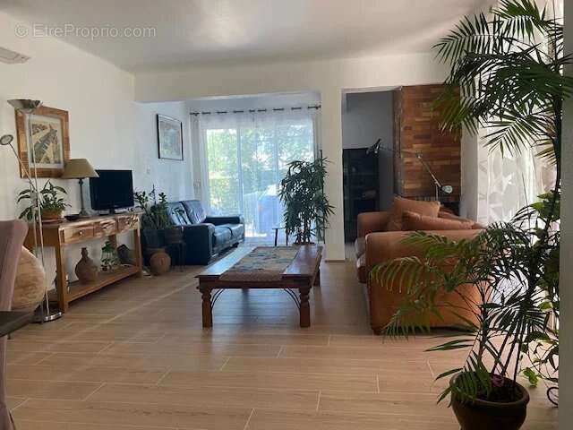 Maison à DRAGUIGNAN