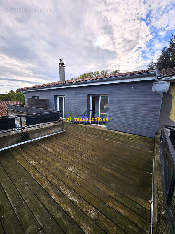 Appartement à SORBIERS