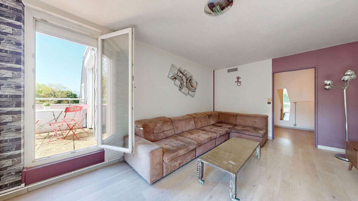 Appartement Eybens 4 pièce(s) 88.6 m2 - photo 2