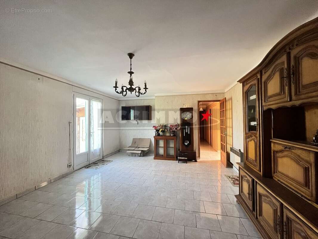 Maison à SAINT-PAUL-CAP-DE-JOUX