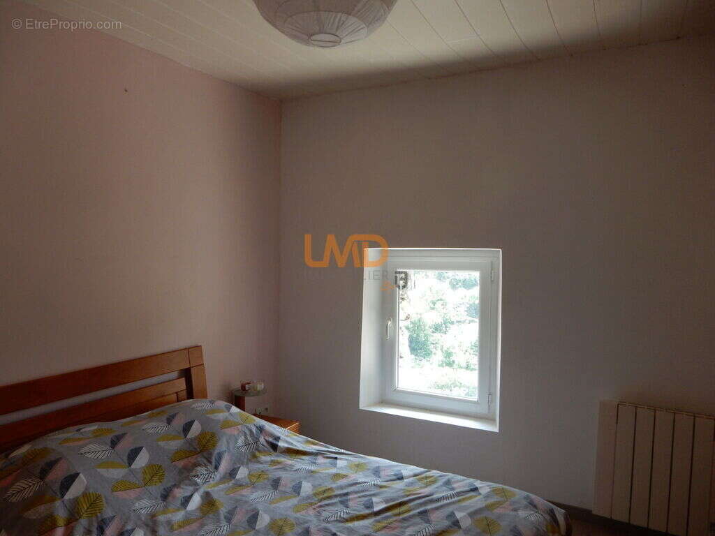 Maison à SAINT-ANDRE-DE-VALBORGNE