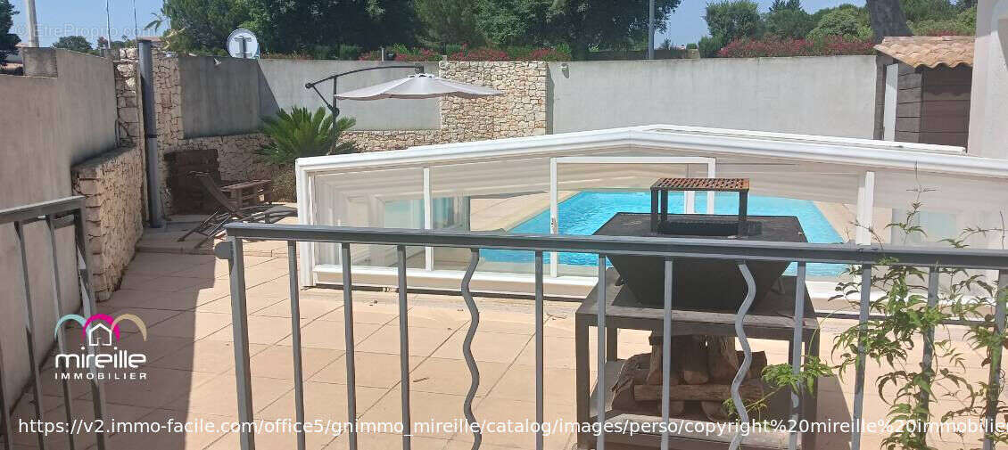 Maison à JONQUIERES-SAINT-VINCENT