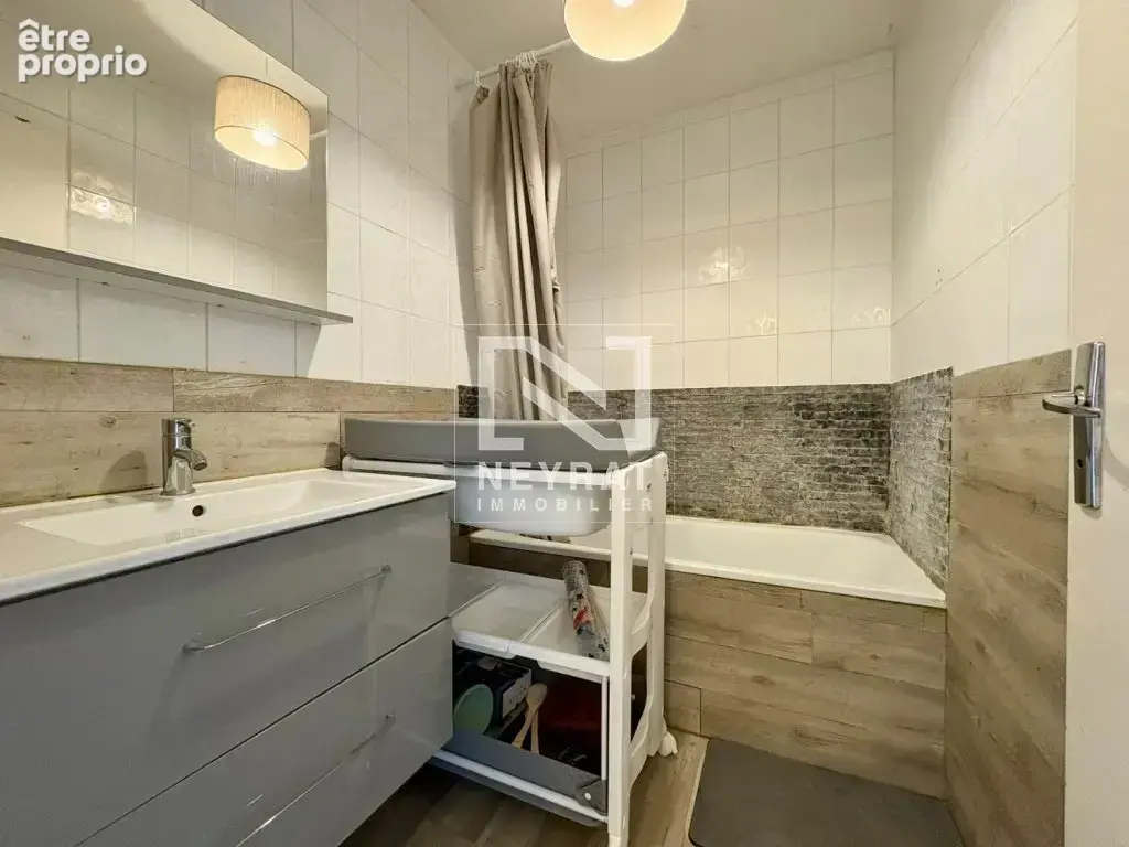 Appartement lumineux avec loggia et vue dégagée - photo 6
