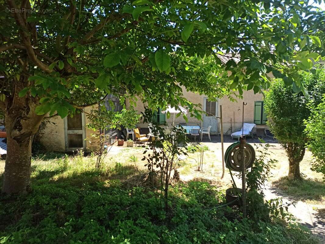 Maison 180 m² à Les Cammazes  - photo 2