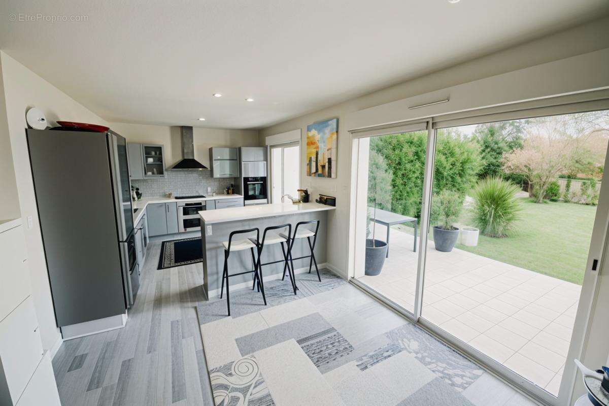 Maison à CHAMPS-SUR-MARNE