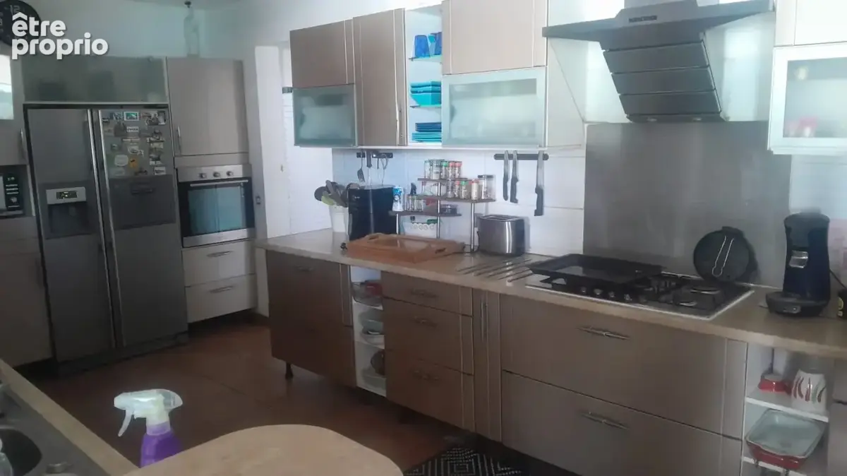 Maison 13 pièces 250 m² à vendre à Baie-Mahault (97122) - photo 6