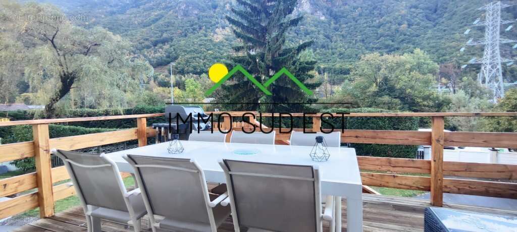 Maison à SAINT-MARCEL