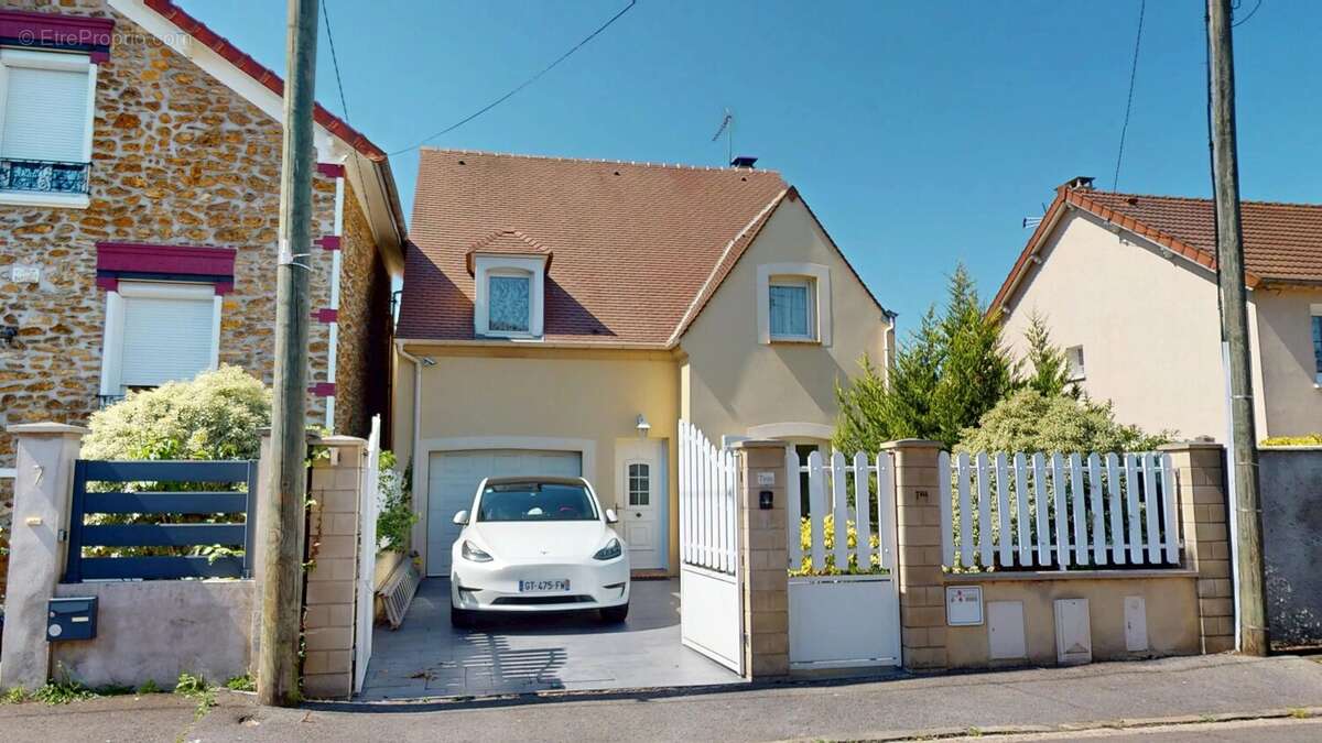 Maison à CHELLES