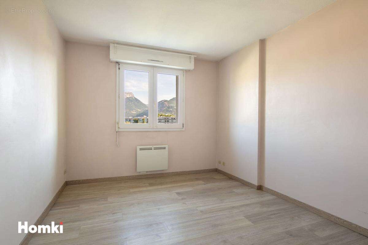 Appartement T4 avec grand balcon, garage, cave et vue plein sud sur les montagnes – Secteur Allié / Alpin - photo 5