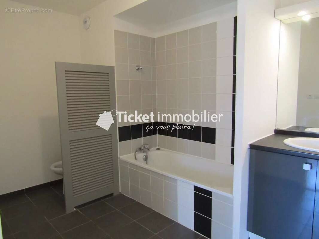 Appartement à MONDONVILLE