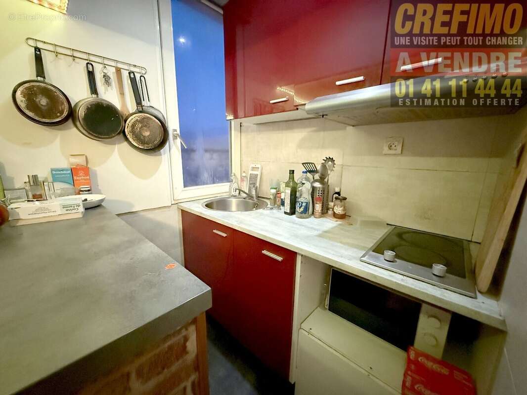 Appartement à COURBEVOIE