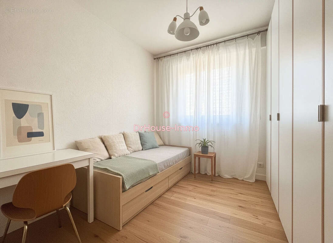 Appartement 87 m² à Poitiers  - photo 7