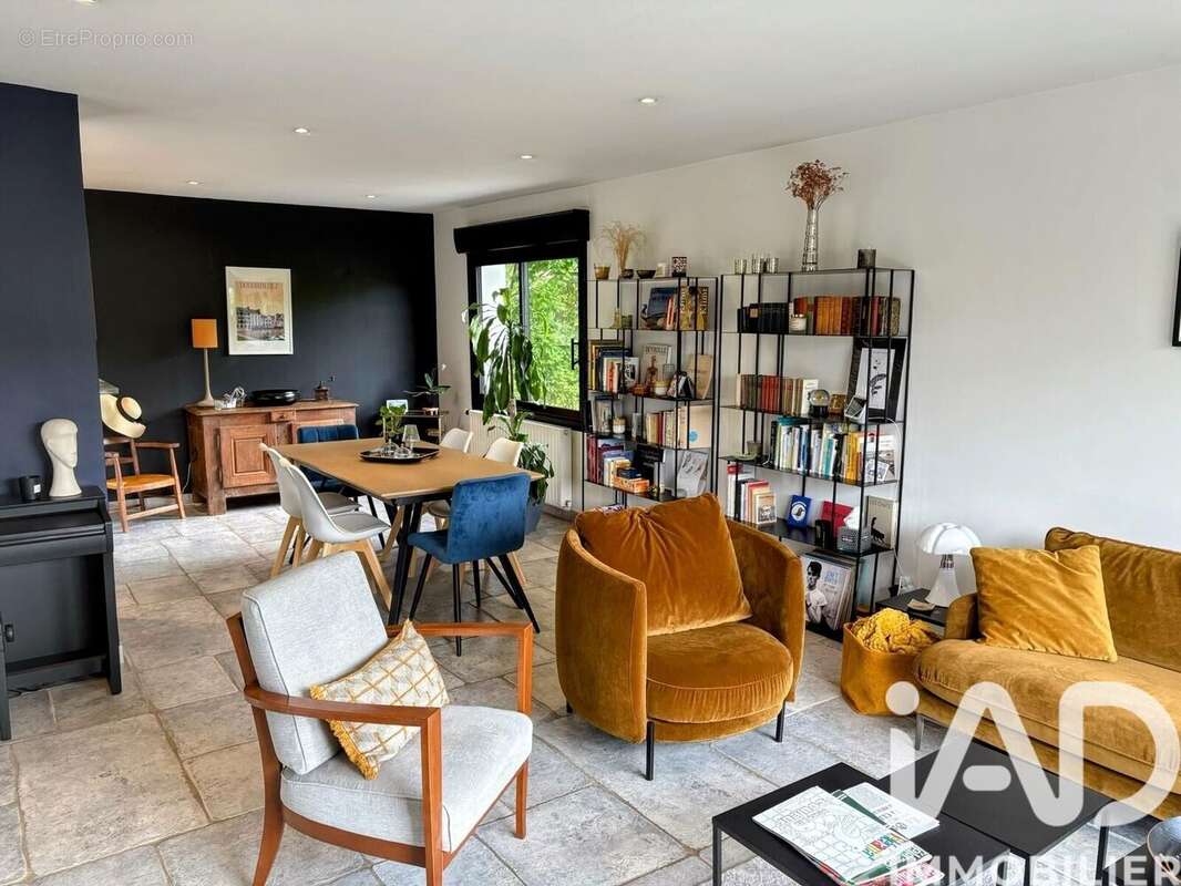 Photo 5 - Maison à SAINT-ETIENNE-SUR-SUIPPE