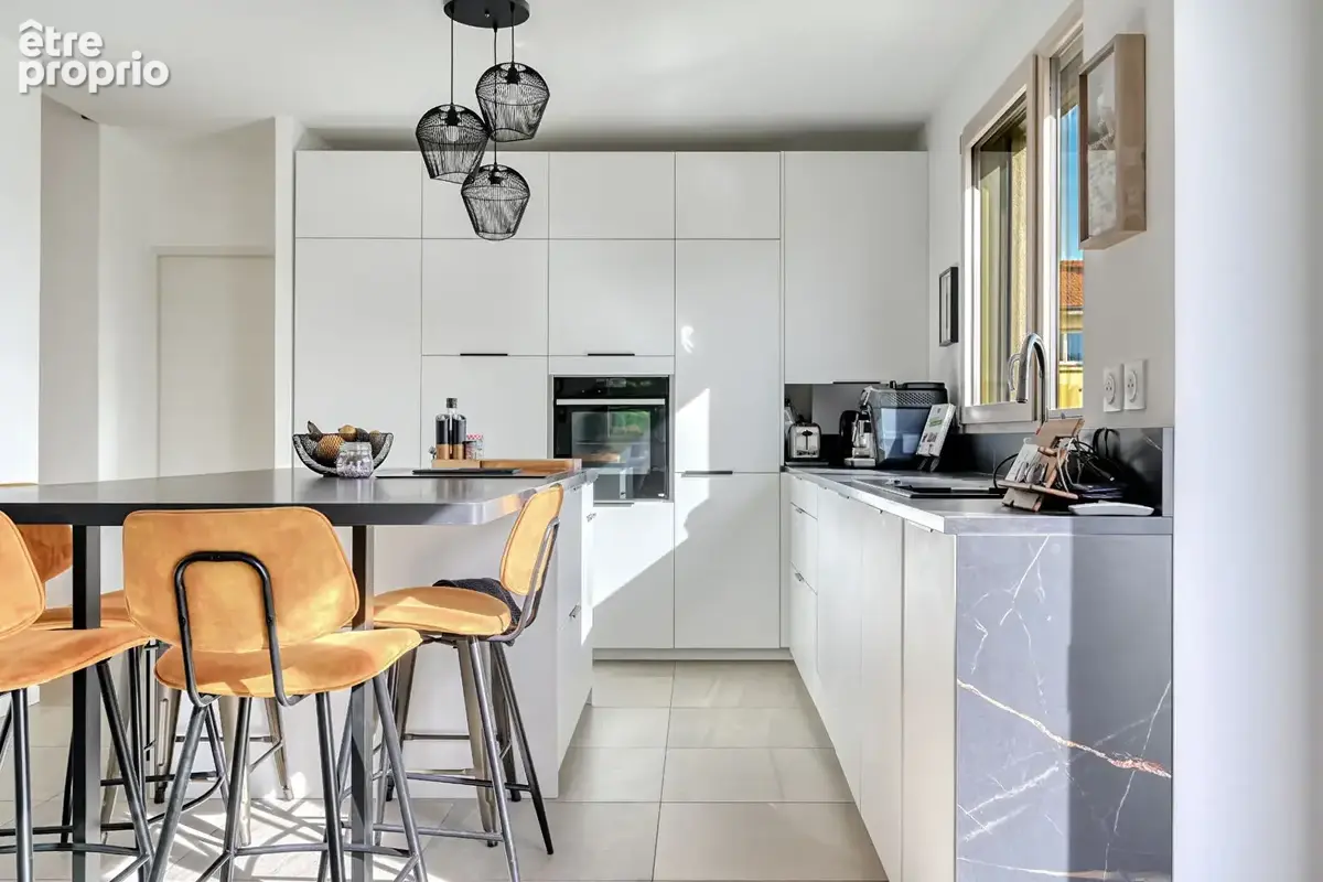 Duplex de 120.29 m2 avec terrasse - Monchat - photo 9