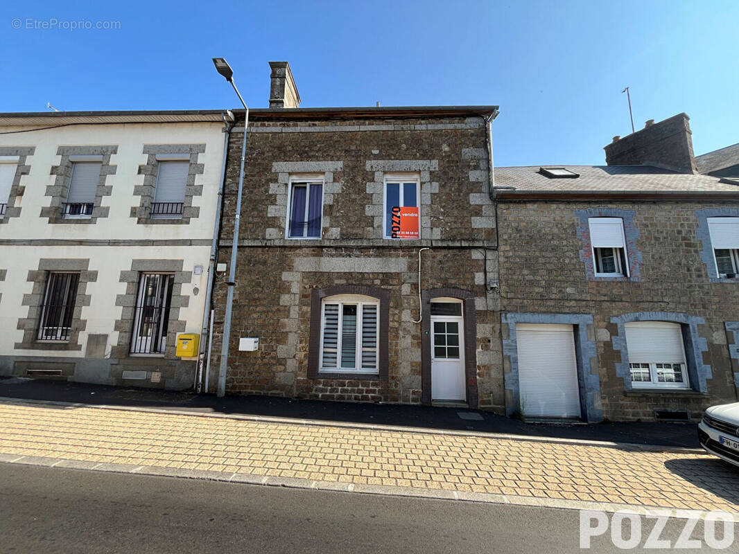 Maison à LE TEILLEUL