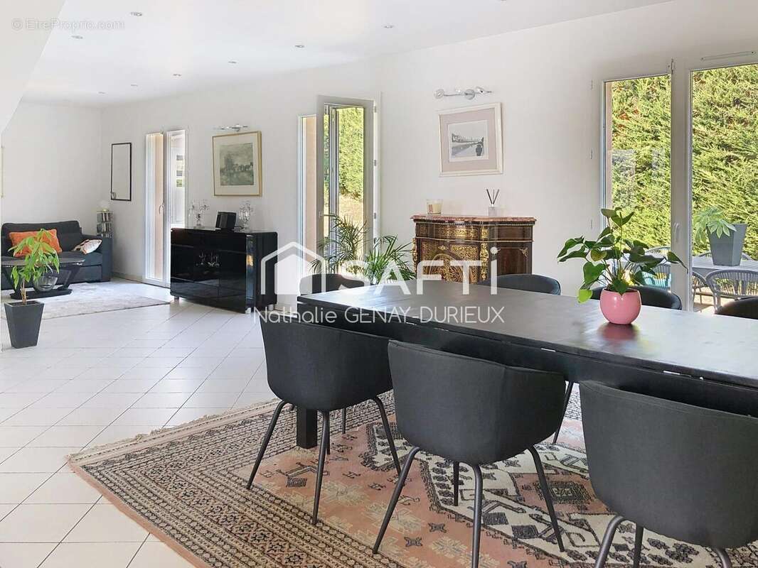 Photo 3 - Maison à MARCY-L&#039;ETOILE