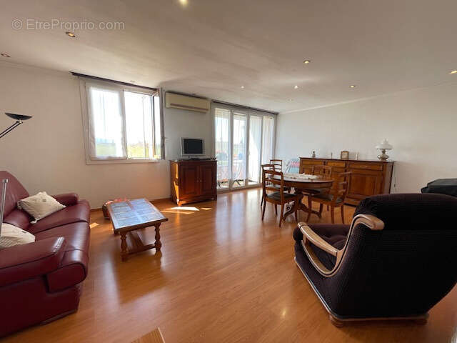 Appartement à SAINT-RAPHAEL