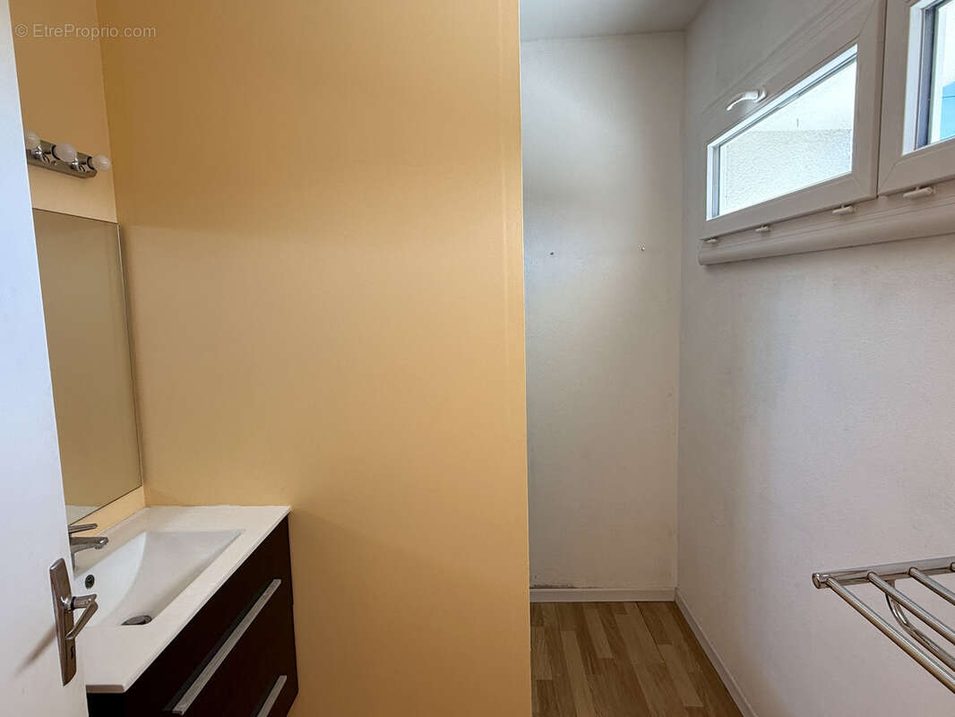 Maison à SAINT-JUERY