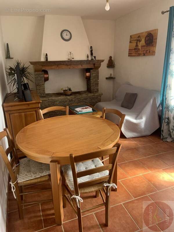 Maison à VIC-LE-FESQ